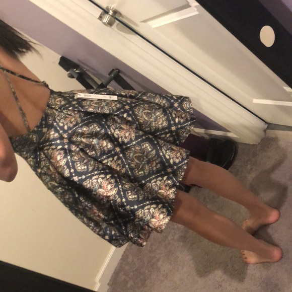 ๐ซHP๐ซMinkpink backless skater dress - Picture 7 of 7